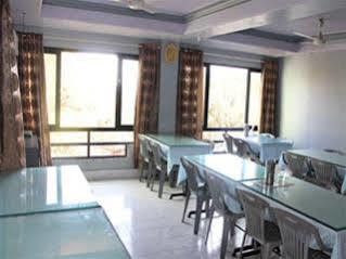 Hotel Madhuban Mahābaleshwar Eksteriør billede